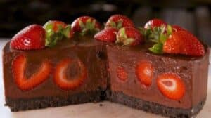 Chocolate-Covered Cheesecake Strawberries