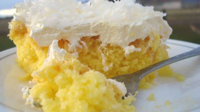 Delicious Hawaiian Cake Recipe