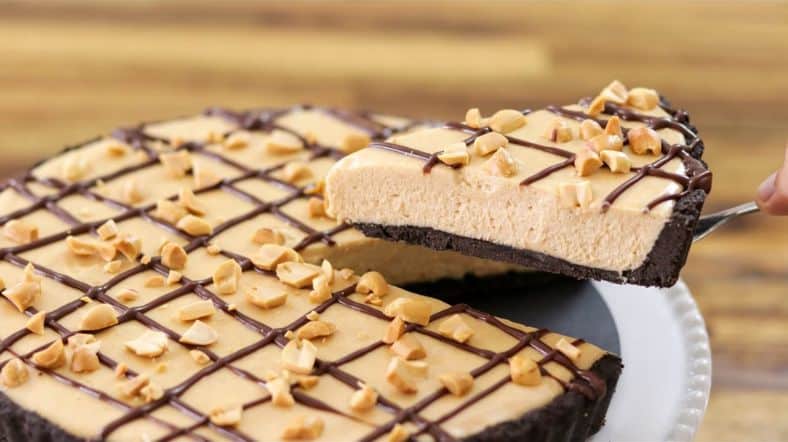 Peanut Butter Butterfinger Cheesecake Recipe