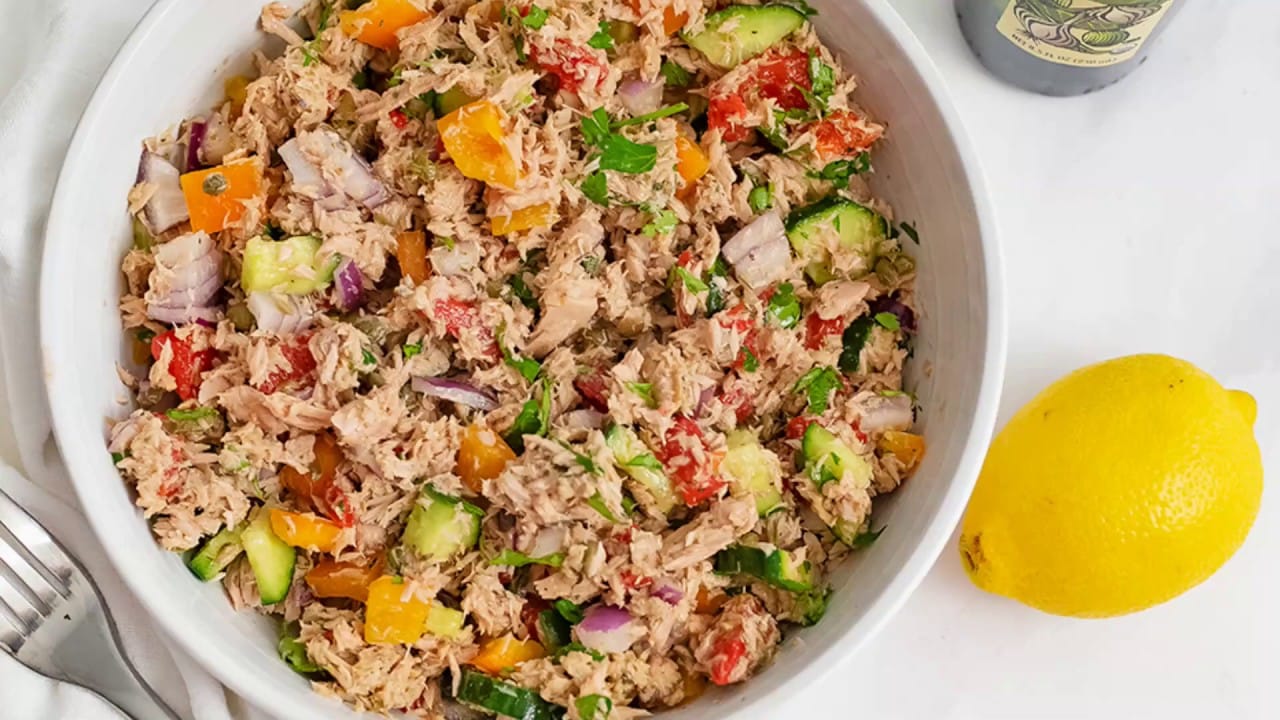 Delicious Tuna Salad Recipe Ready in 10 Minutes!