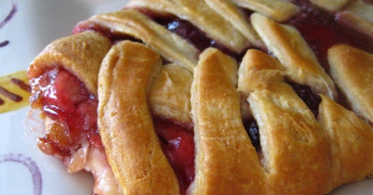 Cherry Pie Crescent Rolls
