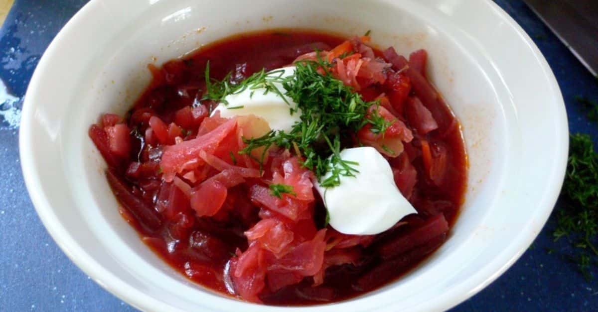 Cozy Grandma's Borscht